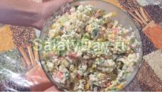 Crab salad with corn, cucumber and rice