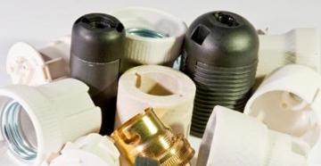 Types, marking, installation and fastening of light bulb sockets