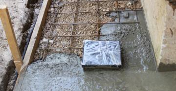 Технология укладки тротуарной плитки на бетонное основание Кладка плитки на старый бетон на улице